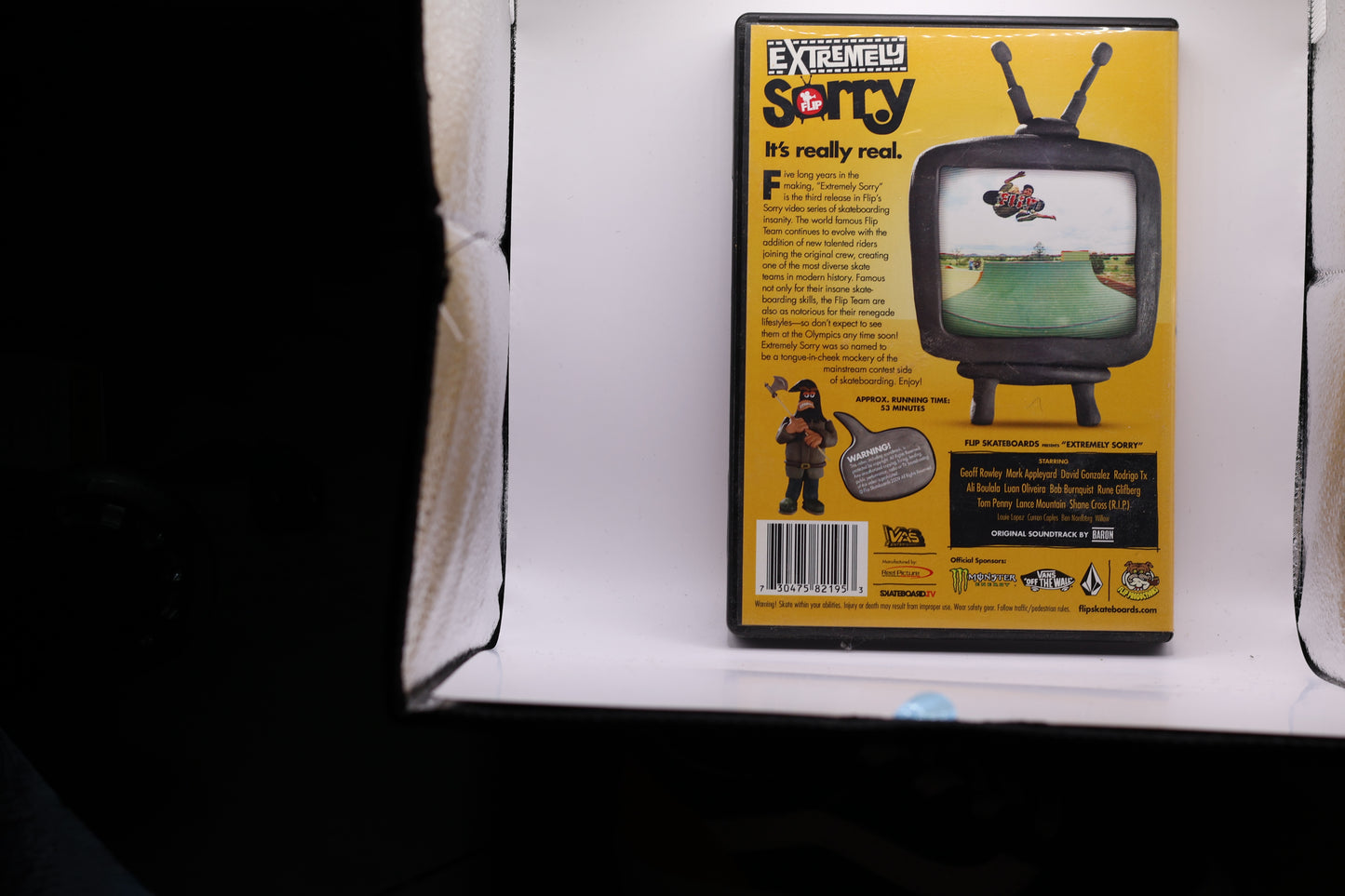Flip Skateboards - "Extremely Sorry" DVD (2009) Luan Oliveira / Bob Burnquist